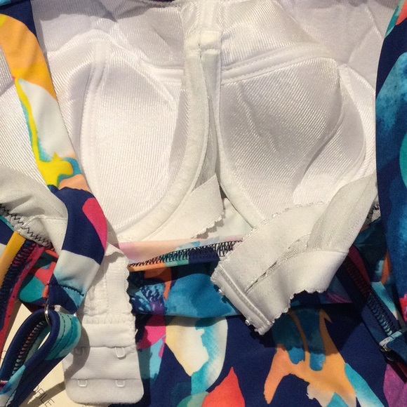 NWT $98 PROFILE GOTTEX BERMUDA BREEZE E CUP TOP - Picture 7 of 7